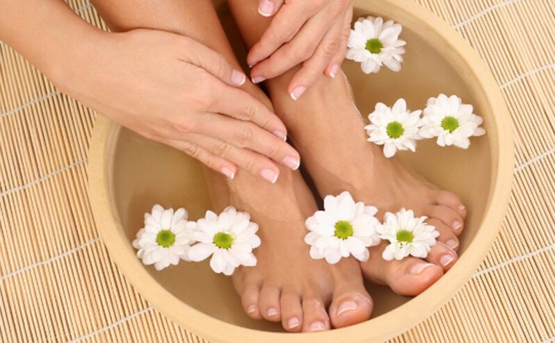 therapeutic baths for toenail fungus