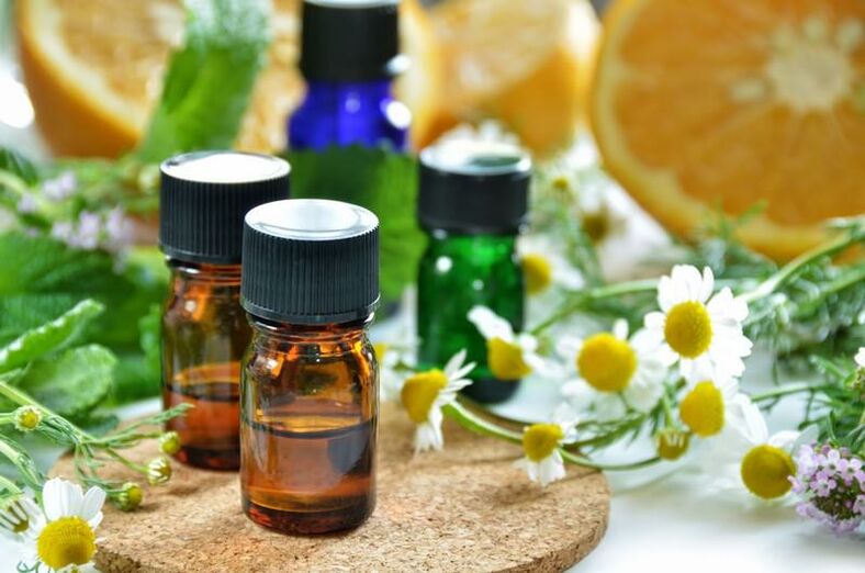 Essential oils for treating nail fungus